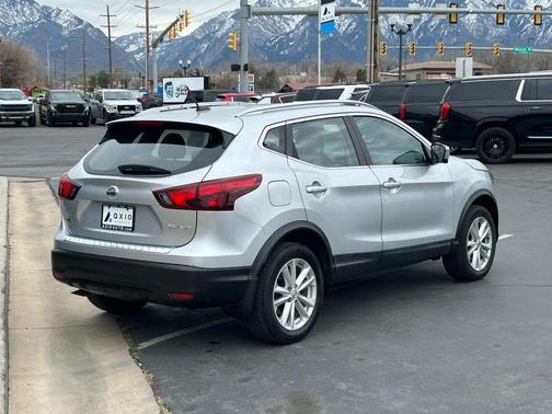 2017 Nissan Rogue Sport SV