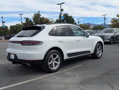 2019 Porsche Macan Base