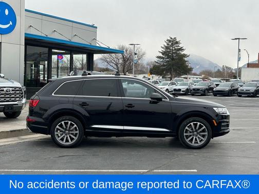 2017 Audi Q7 3.0T Premium Plus