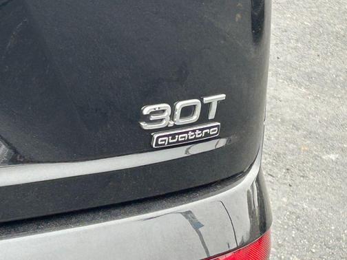 2017 Audi Q7 3.0T Premium Plus