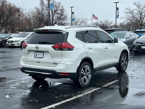 2017 Nissan Rogue Hybrid SL