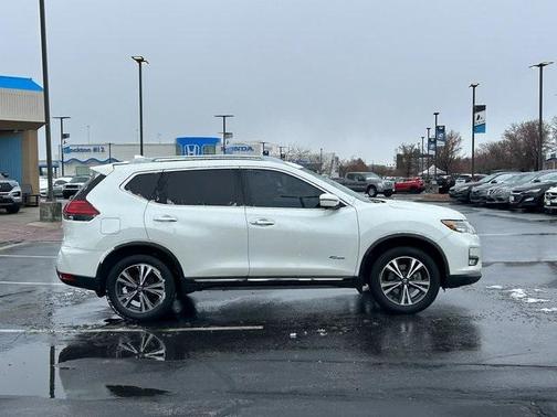 2017 Nissan Rogue Hybrid SL