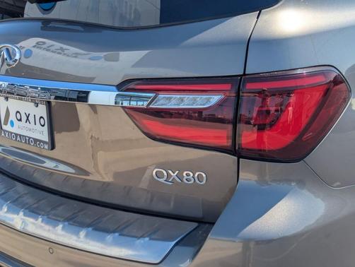 2018 INFINITI QX80 Base
