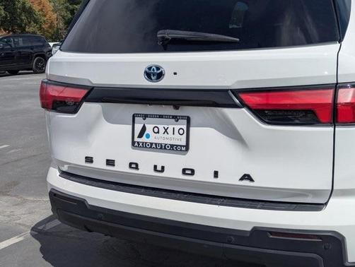 2023 Toyota Sequoia SR5