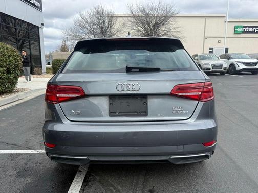 2017 Audi A3 e-tron 1.4T Premium