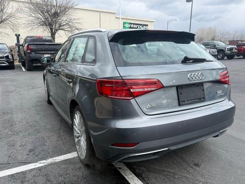2017 Audi A3 e-tron 1.4T Premium