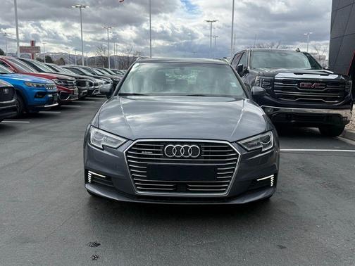 2017 Audi A3 e-tron 1.4T Premium