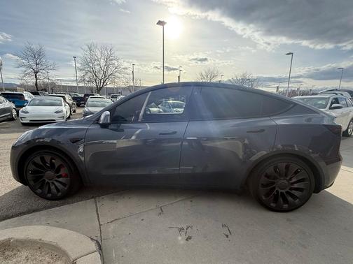 2022 Tesla Model Y Performance