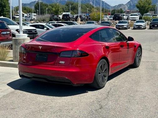 2022 Tesla Model S Plaid