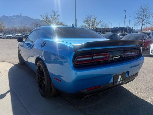 B5 Blue Pearlcoat 2019 Dodge Challenger R/T Scat Pack