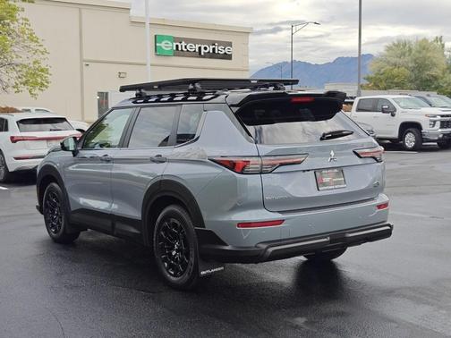 2025 Mitsubishi Outlander
