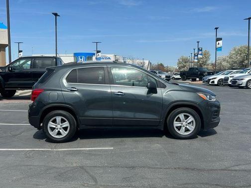 Nightfall Gray 2018 Chevrolet Trax LT