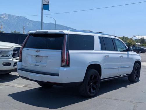 2020 Cadillac Escalade ESV Premium Luxury