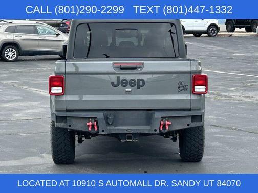 Sting Gray Clearcoat 2021 Jeep Gladiator Sport