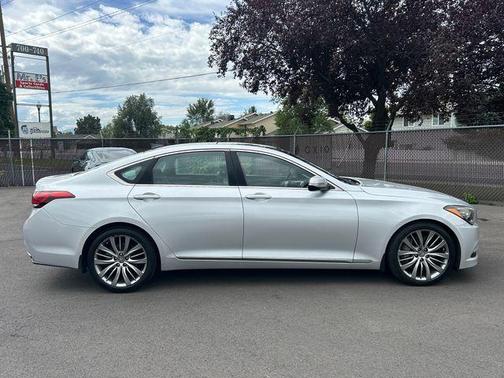 Santiago Silver 2015 Hyundai Genesis 5.0