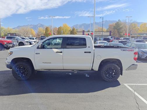 2019 Toyota Tundra SR5