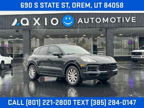 Black 2019 Porsche Cayenne Base