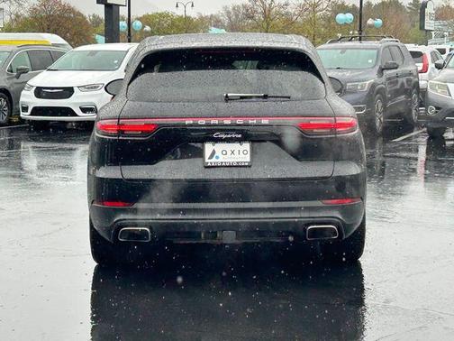 Black 2019 Porsche Cayenne Base