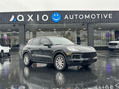 Black 2019 Porsche Cayenne Base