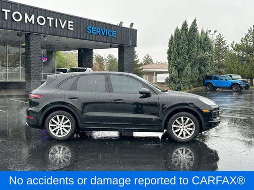 Black 2019 Porsche Cayenne Base