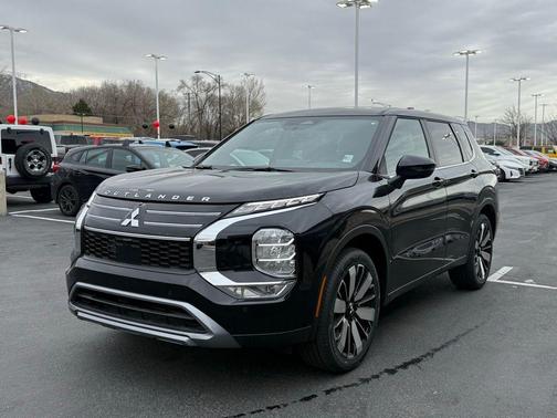 2026 Mitsubishi Outlander SE