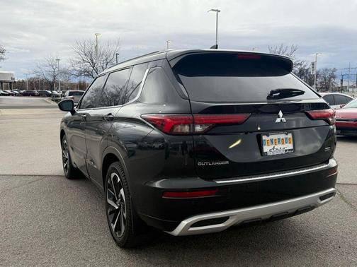2022 Mitsubishi Outlander SEL