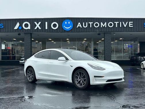 2019 Tesla Model 3 Standard Range Plus