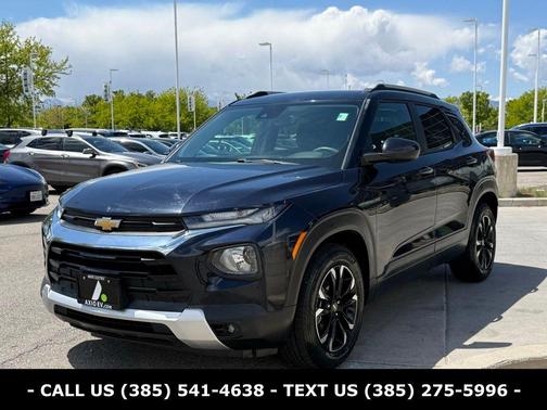 Midnight Blue Metallic 2021 Chevrolet Trailblazer LT