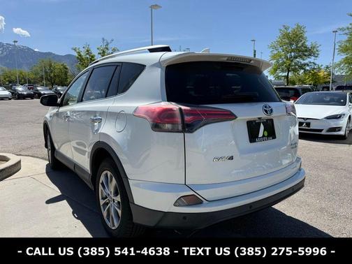Blizzard Pearl 2016 Toyota RAV4 Hybrid Limited