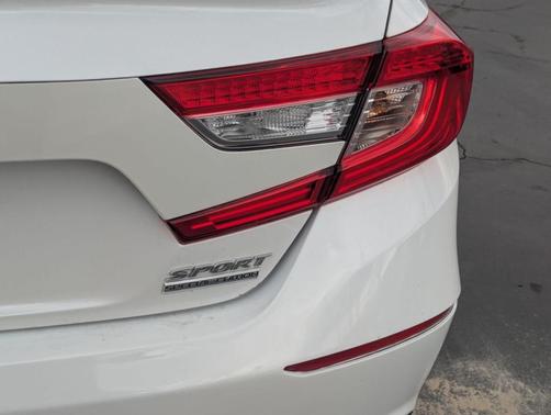 2022 Honda Accord Sport SE