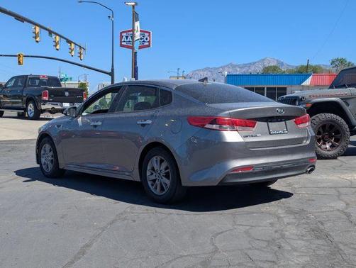 Titanium Silver 2017 Kia Optima LX