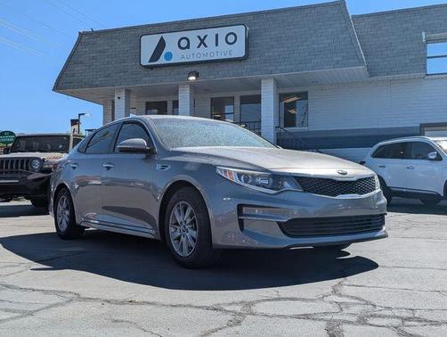 Titanium Silver 2017 Kia Optima LX