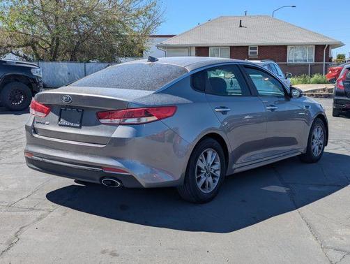 Titanium Silver 2017 Kia Optima LX