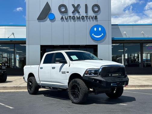 Bright White Clearcoat 2017 RAM 1500 Big Horn