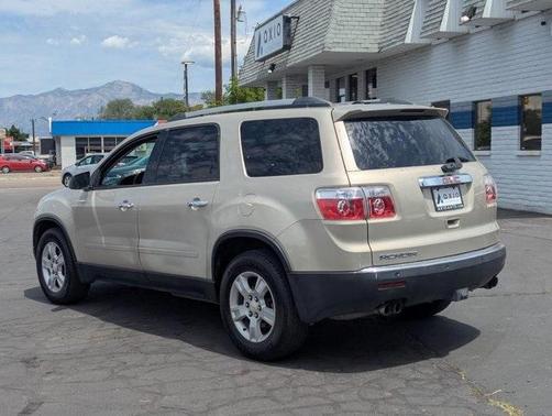 2011 GMC Acadia SLE