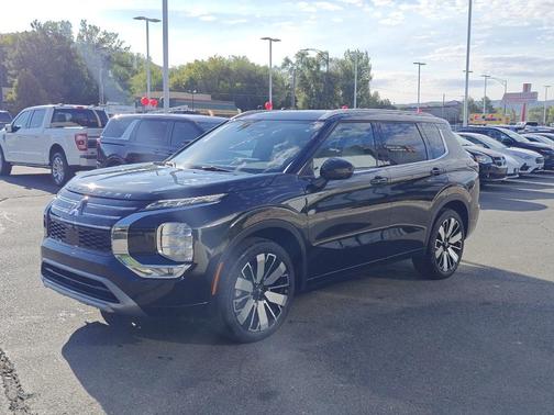 2025 Mitsubishi Outlander SEL