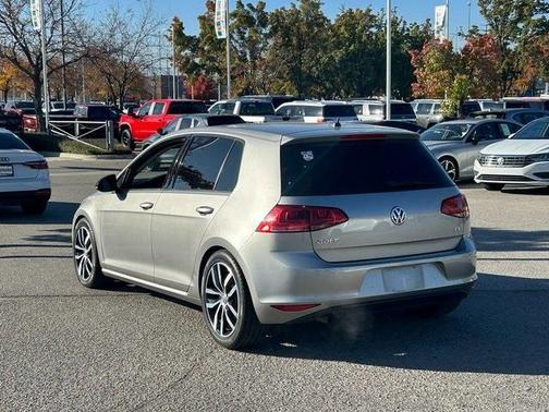 2016 Volkswagen Golf TSI SE 4-Door