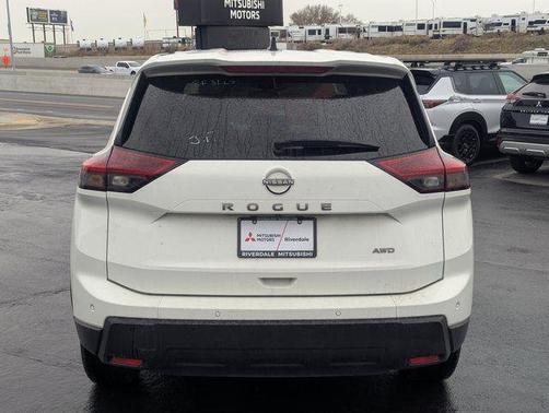 2024 Nissan Rogue S