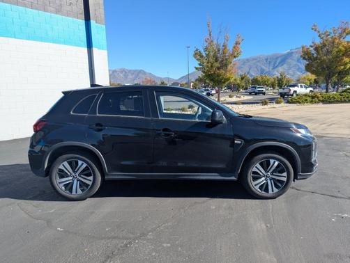 Silver 2024 Mitsubishi Outlander Sport