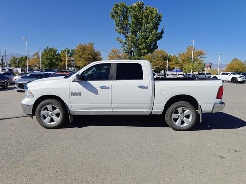 2017 RAM 1500 SLT