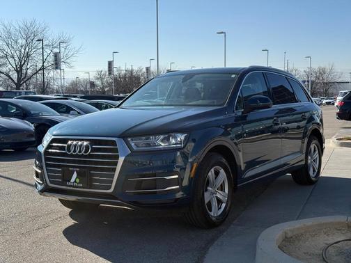 2019 Audi Q7 45 Premium