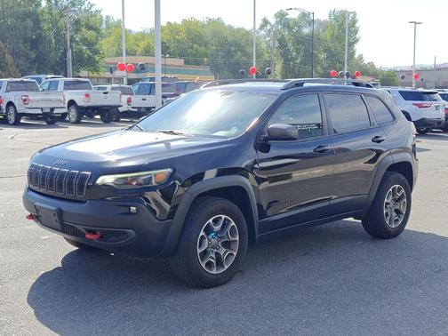 2020 Jeep Cherokee Trailhawk