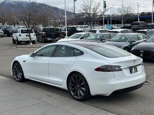 2021 Tesla Model S Long Range