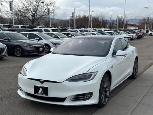 2021 Tesla Model S Long Range