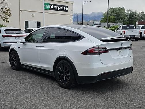 2022 Tesla Model X Plaid