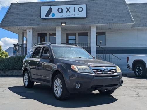 Dark Gray Metallic 2013 Subaru Forester 2.5X Premium