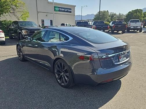 2021 Tesla Model S Long Range