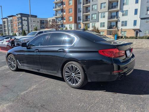 2018 BMW 530 i