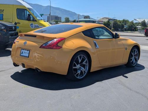 Chicane Yellow 2017 Nissan 370Z Sport Tech