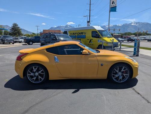 Chicane Yellow 2017 Nissan 370Z Sport Tech